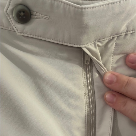 Cream Flat Front Tailored Shorts for Business Casual - Picture 4 of 6